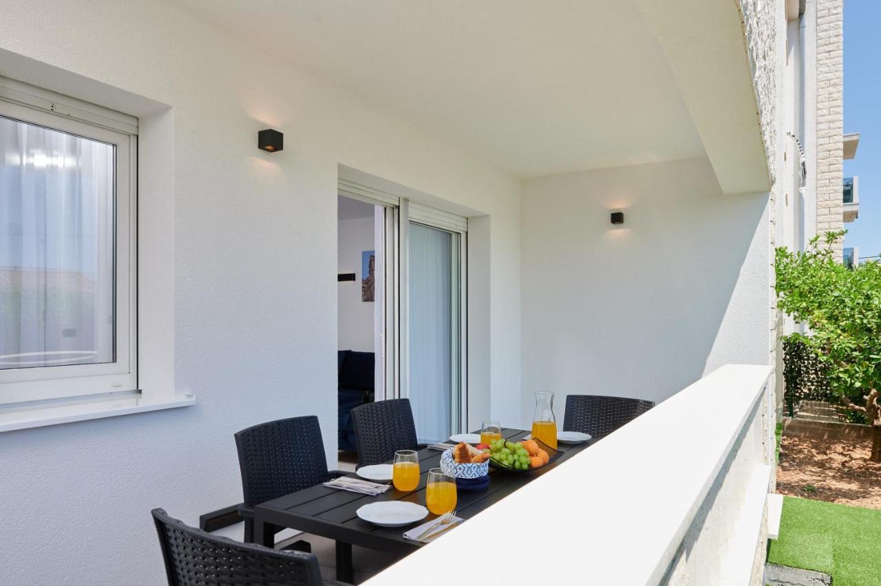 Apartment Elli Trogir Eksteriør billede
